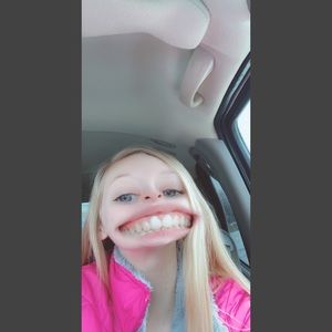 Meet your Posher, Lana